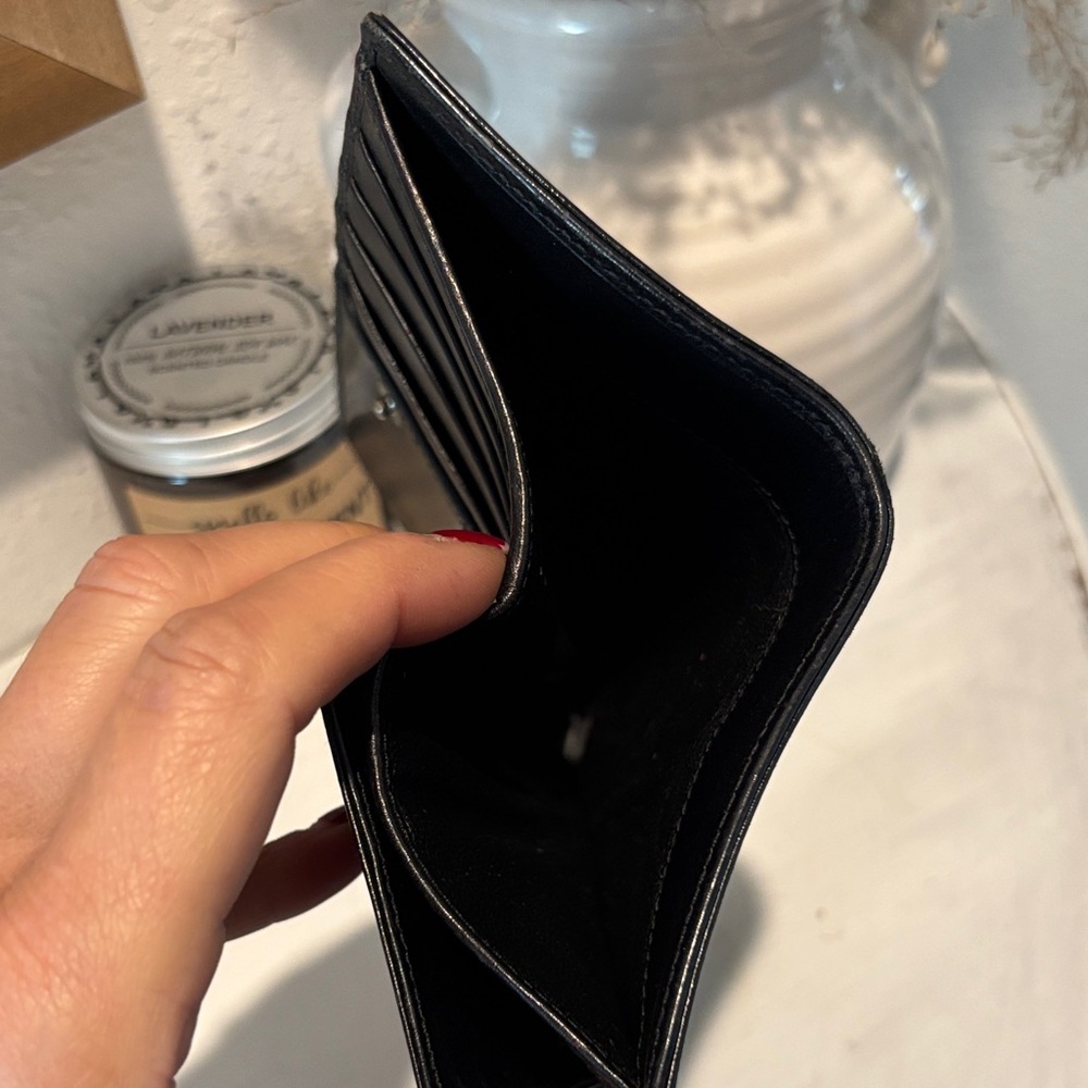 Gucci Black Eel Wallet - RARE! - Picture 4 of 7